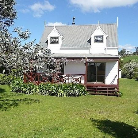 Cute Cottage - Cooks Beach Bach 외부 사진