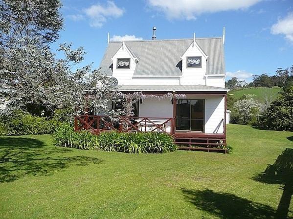 Cute Cottage - Cooks Beach Bach 외부 사진